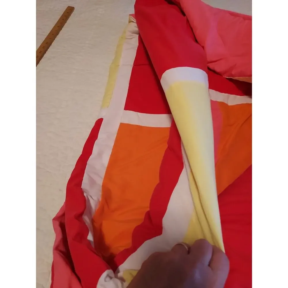 Unbranded color block
